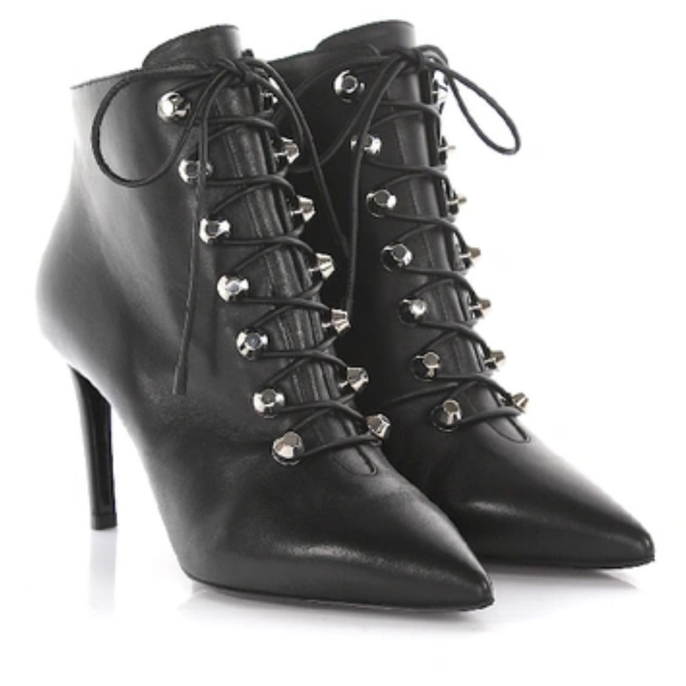 NEVER WORN Balenciaga pointy toe ankle boot sz 40